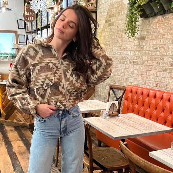 Aztec Jacket - Picture 1 of 2